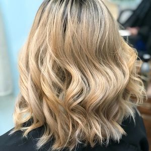 Meet your Posher, Ana